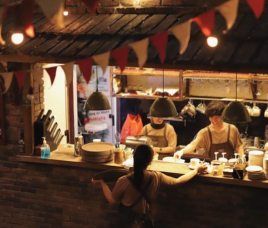 Các quán cafe “không ngủ” tại Hà Nội